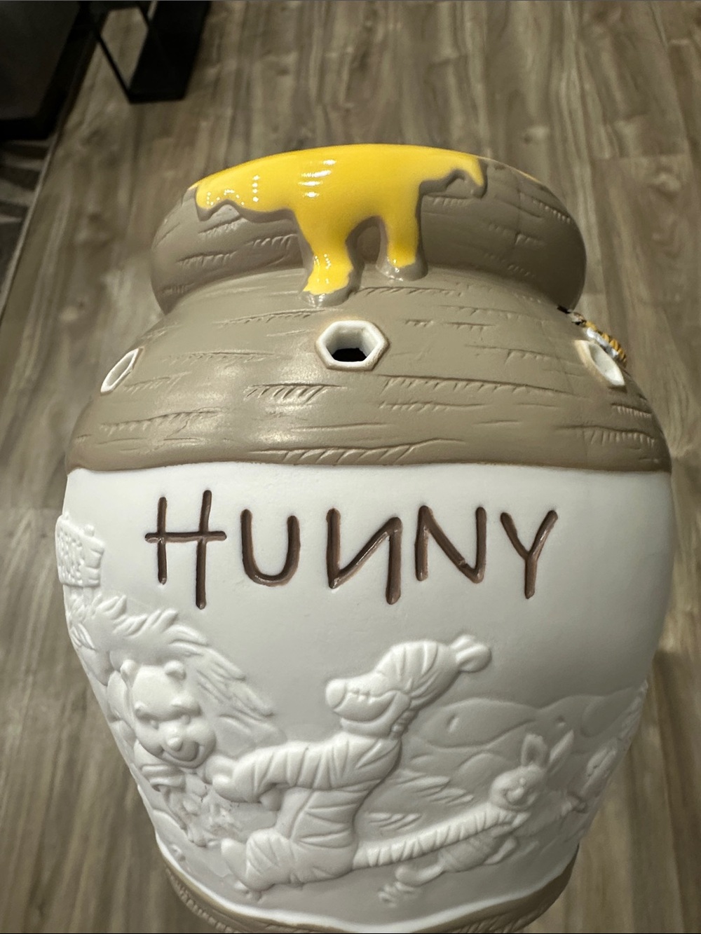 Disney Winnie the Pooh Hunny Pot Scentsy Warmer Retired Rare Open Box